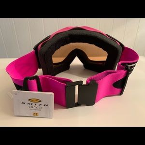 Women’s SMITH Ski Goggles